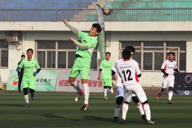 哈登三双快船大胜猛龙4连胜 格林36分火箭灭蜂